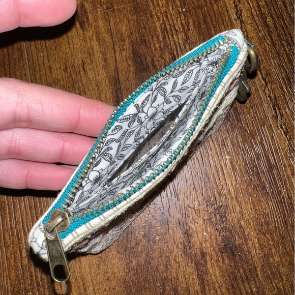 Vintage Wristlet Fabric Key Holder Wallet Colorful ID Pouch - Picture 6 of 9